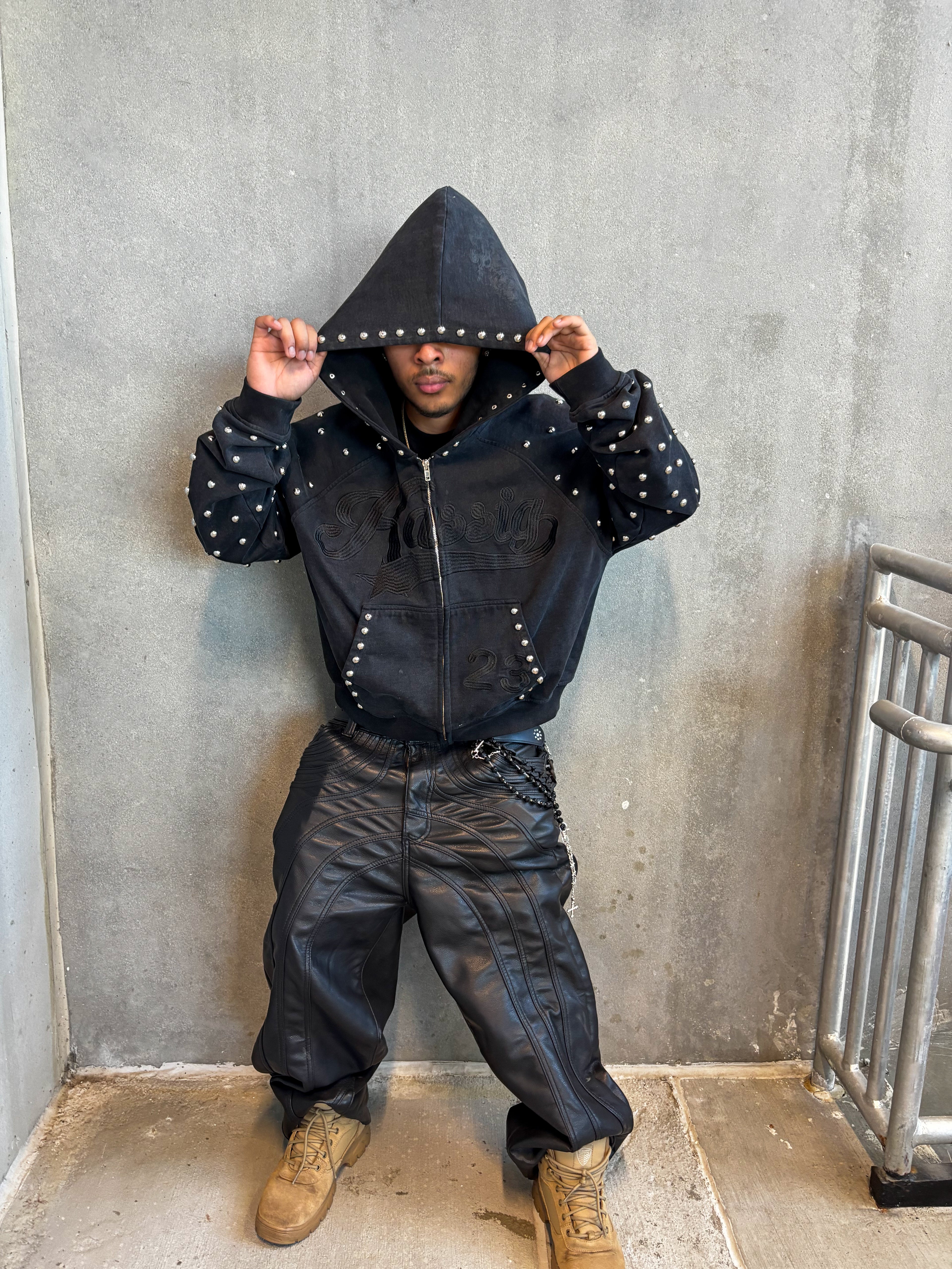 KASSIG RIVET ZIPUP